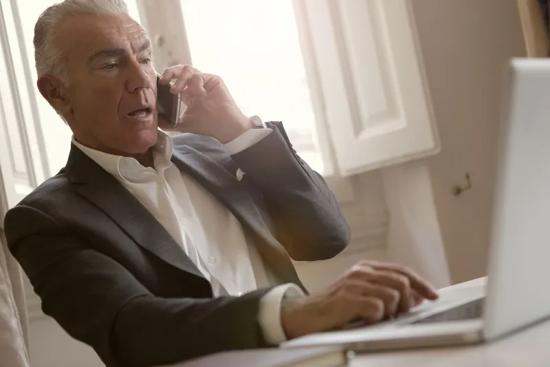 Travailler quand on n'en a pas besoin : le double jeu fiscal et psychologique des très riches